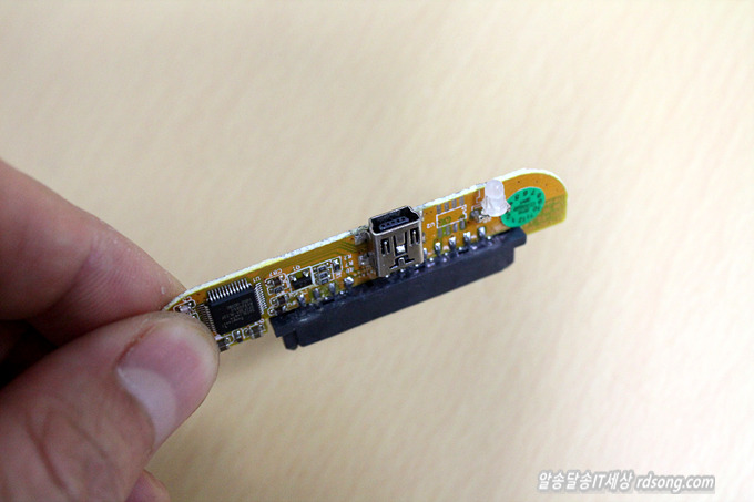 2.5인치 외장하드 Usb인식 실패 고장과 2.5인치 Hdd를 메인보드 연결[Usb 외장하드 고장 판별 방법]