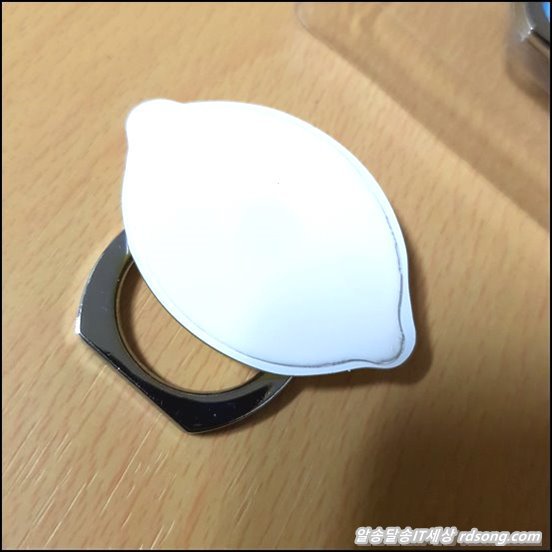 다이소 스마트폰 핑거링 레몬톡톡 &#8211; 거치대