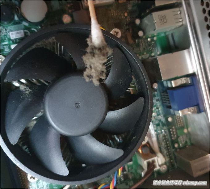 컴퓨터 쿨러 펜 먼지 청소 – Pc 사용중 자동 전원 꺼짐 해결