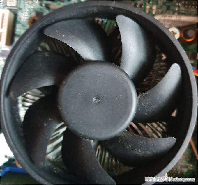 컴퓨터 쿨러 펜 먼지 청소 – Pc 사용중 자동 전원 꺼짐 해결